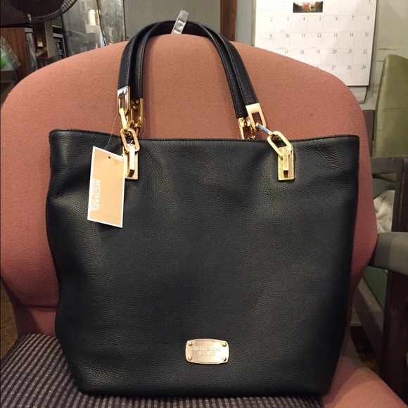 FLASH SALE 💜NWT MICHAEL KORS MEDIUM LEATHER TOTE