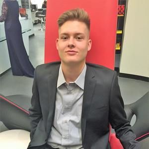 Meet your Posher, Scott