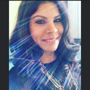 Meet your Posher, Adriana