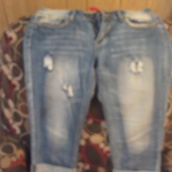 Capris - Picture 2 of 2