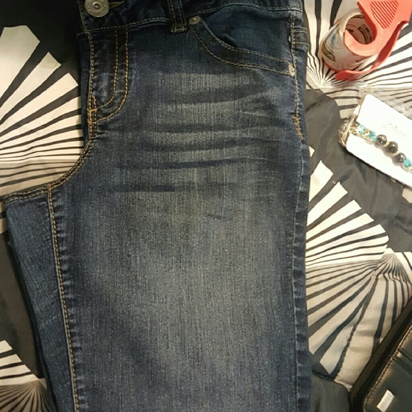 *Shipped* - Picture 2 of 4