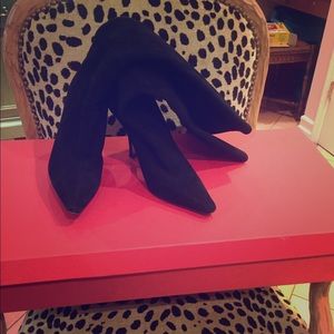 JIMMY CHOO Gorgeous black Suede boots