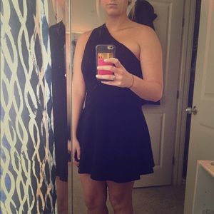 One shoulder black dress