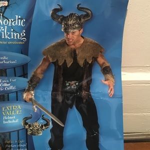 Halloween costume - men's Viking