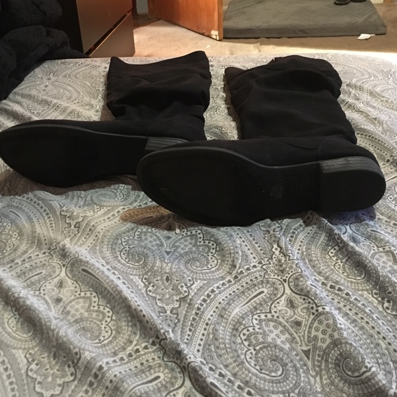 Boots - Picture 2 of 3