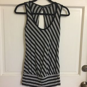 Guess open back tunic