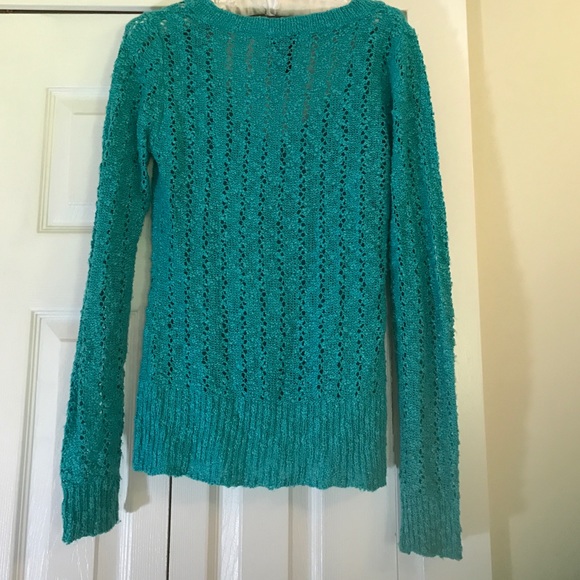 Sweater❄️ - Picture 2 of 3