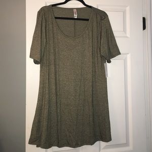 Lularoe L perfect T
