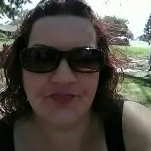 Meet your Posher, Carrie