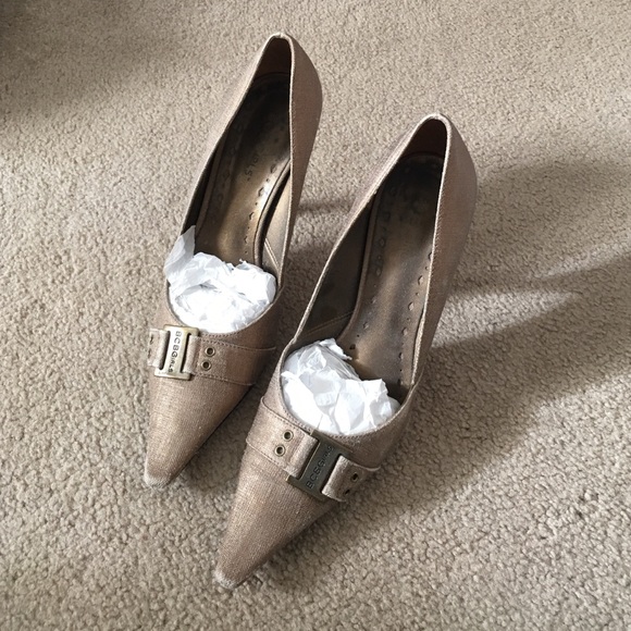 🦃 BCBG Heels
