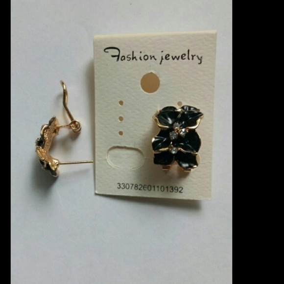 18k Gold Plated Enamel Rhinestone Flower Earrings - Picture 3 of 4