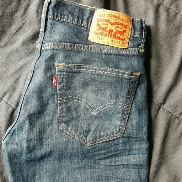 Men's Levi Jean's 34/32