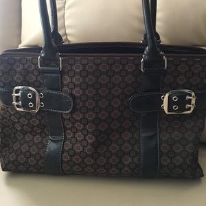 FLASH SALE Nine West handbag