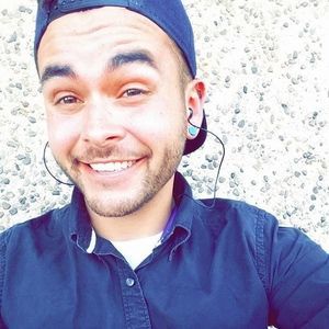 Meet your Posher, Darien