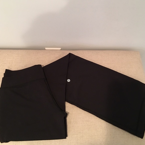 Lululemon yoga pants