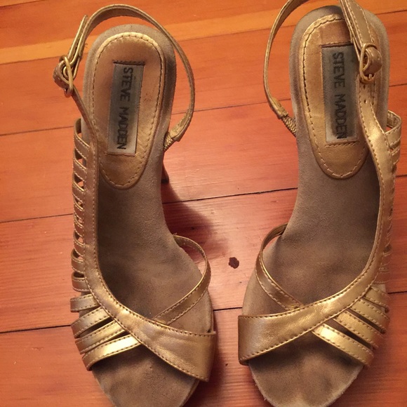 Steve Madden gold heels