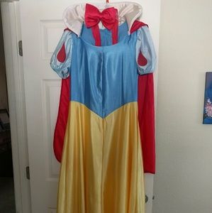 Snow white costume - halloween