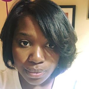 Meet your Posher, Jacquline