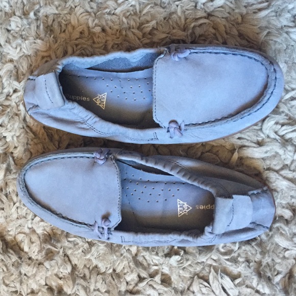 Comfortable, pretty blue "Hush Puppies" flats. EUC