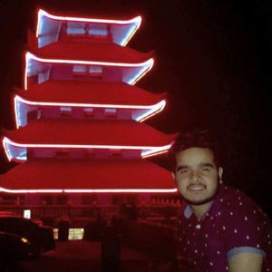 Meet your Posher, Govin