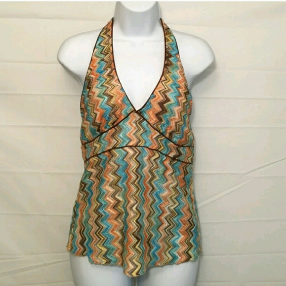 🆑earance! Woven Holter Top (Gently Preloved) - Picture 2 of 3