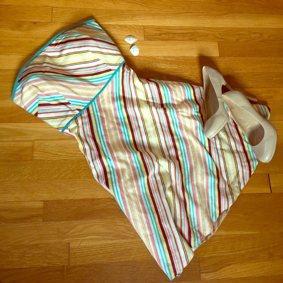 Striped strapless dress