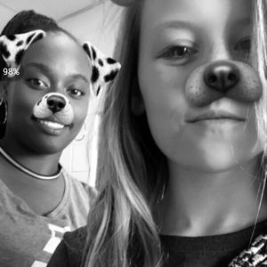 Meet your Posher, Mia