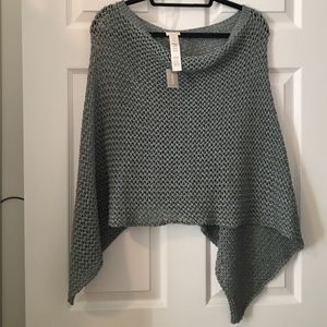 CHICO'S PONCHO!!!!  NWT!!!