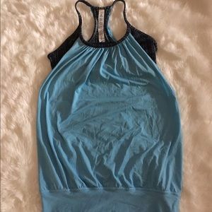 Size 4 Lululemon No Limits tank