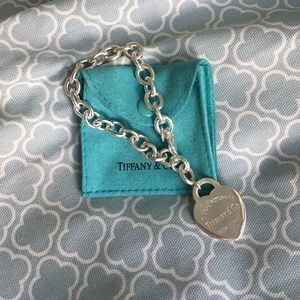 🔹Authentic Tiffany & Co. Heart Tag Bracelet🔹