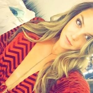 Meet your Posher, Nina