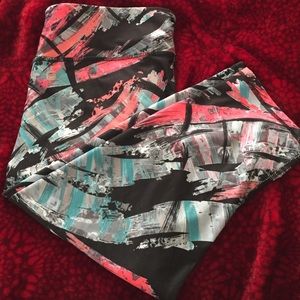 Fabletic Workout Crop Capris