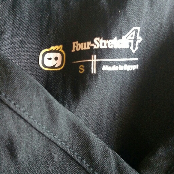 Scrub Top - Picture 2 of 2