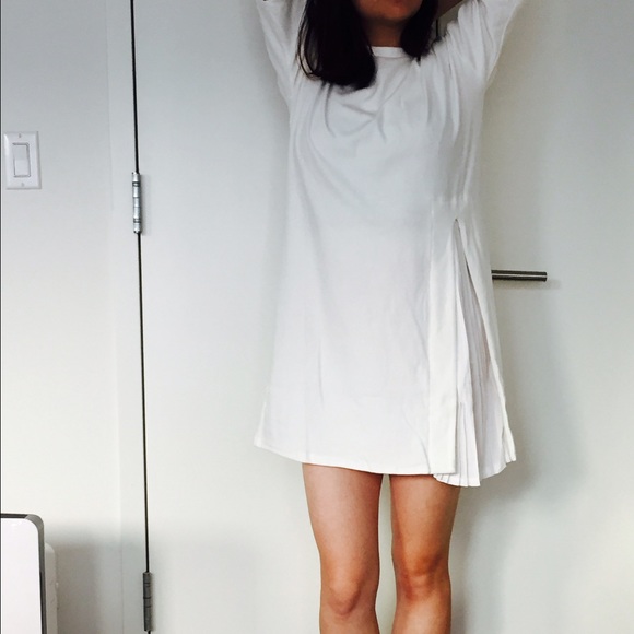 CLimport White side slit tunic dress