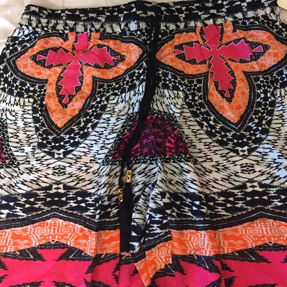 Patterned Pants - Picture 3 of 3