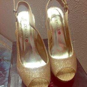 Brand new gold glittery heels size 7