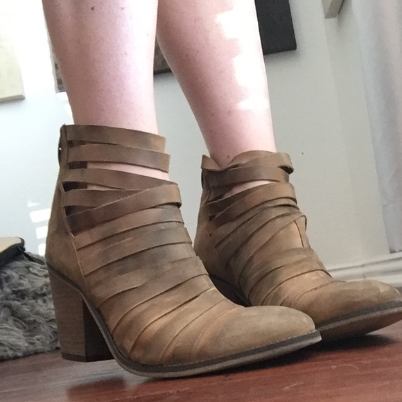 Final Sale❗️Free People Hybrid Ankle Boots Sz40/10