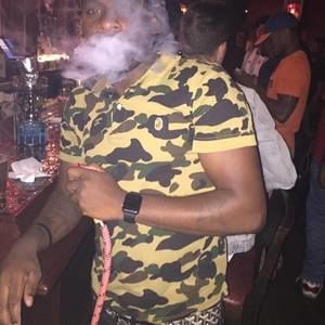 Meet your Posher, Derrick