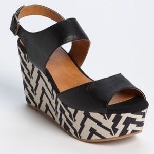 BC Eagle Eyes Wedge Sandal