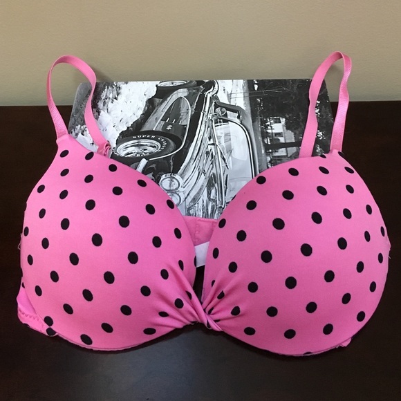 NWOT - 💋Cute polka dot push up bra💜