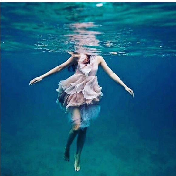 Meet your Posher, Michelle - Picture 3 of 3