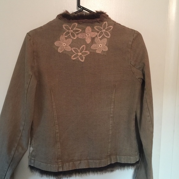 Jacket - Picture 2 of 3