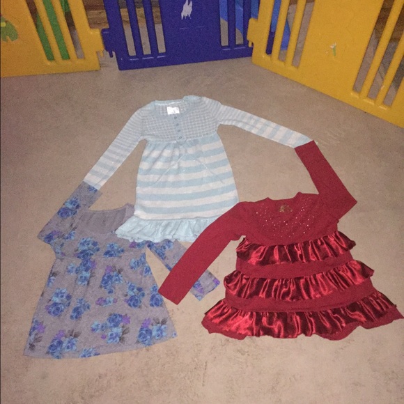 GIRL'S TOPS AND PANTS LOT OF 18 SIZE 10 AND 10-12 - Picture 4 of 4