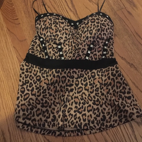 Cheetah top