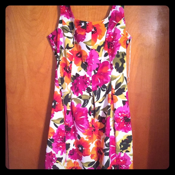 Big floral print dress