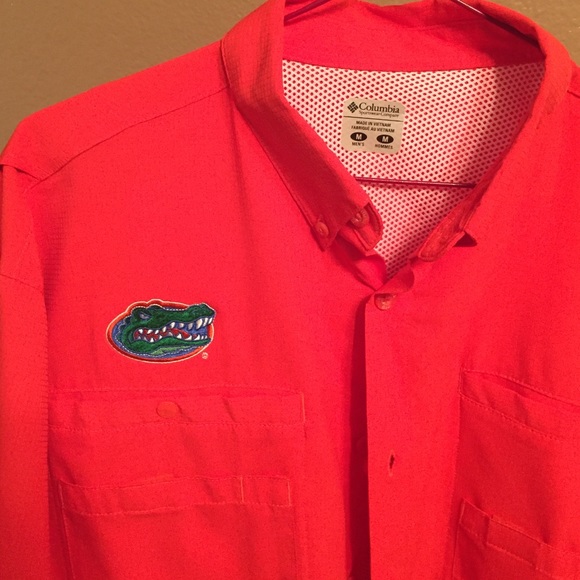 Men's Columbia gator shirt