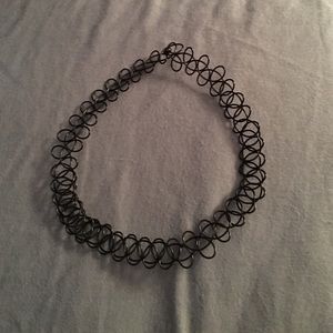 Classic black choker
