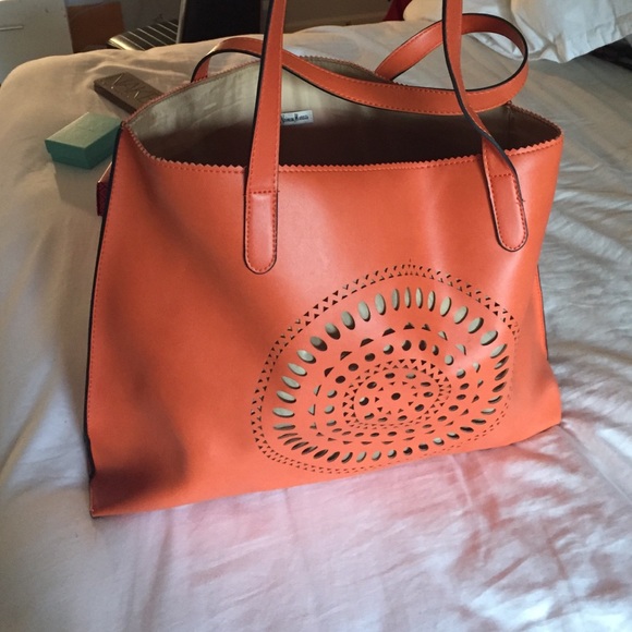 FLASH SALE!!!!!!  Niemann Marcus tote