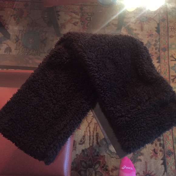 Silence + noise black plush infinity scarf!