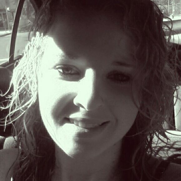 Meet your Posher, Alyx